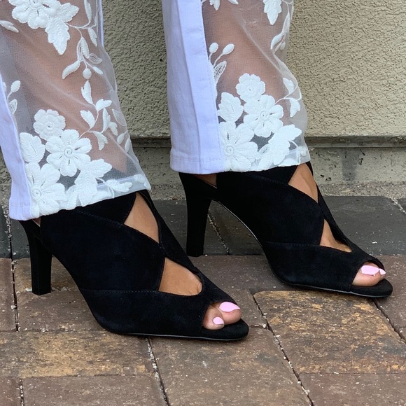 NIB Black Leather Peep Toe Slingback Sandals - Picture 6 of 8